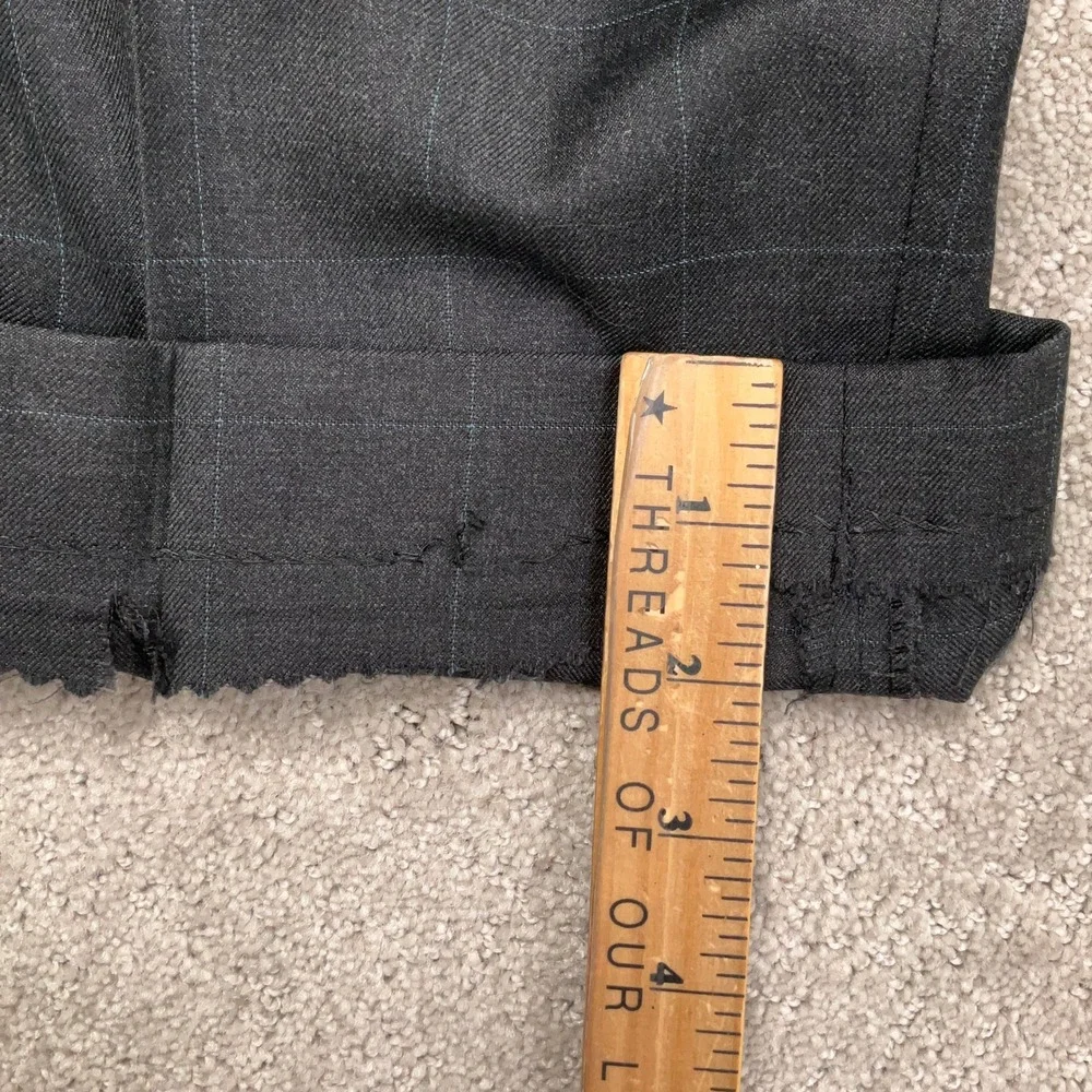 Hugo Boss Suit Men 42R Charcoal Gray Windowpane Plaid 3-Button Corporate Wool